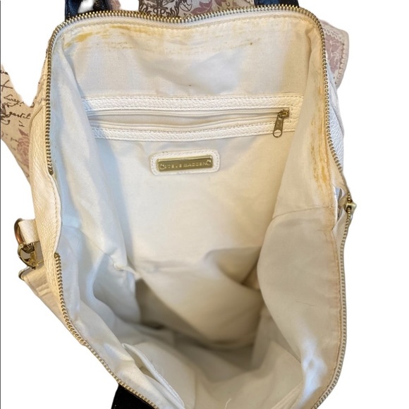 Bundle - Picture 5 of 11